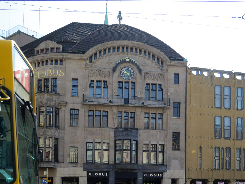 Universālveikala „Globus” ēka. Marktplatz 2, Bāzele, Šveice 