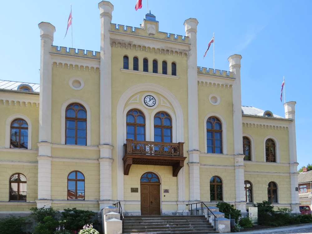 Kuldīgas rātsnama pulkstenis