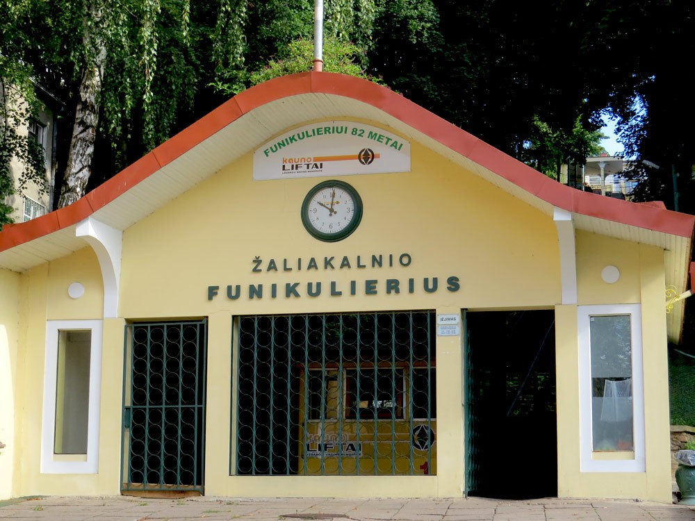 Funikuliera stacija