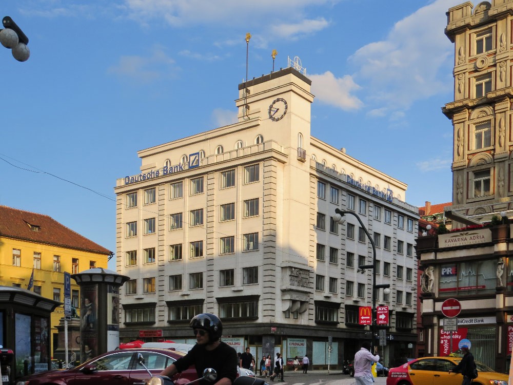 Bankas ēka Deutsche Bank